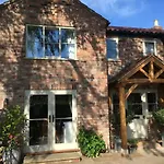 The Old Post Office Pretty Village 20min From * York