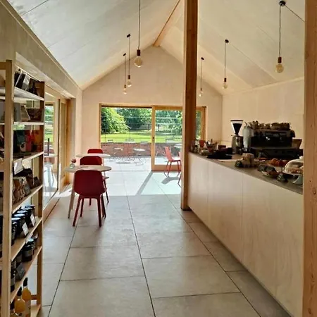 The Old Post Office Pretty Village 20min From Apartamento York