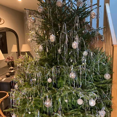 The Old Post Office Pretty Village 20min From *