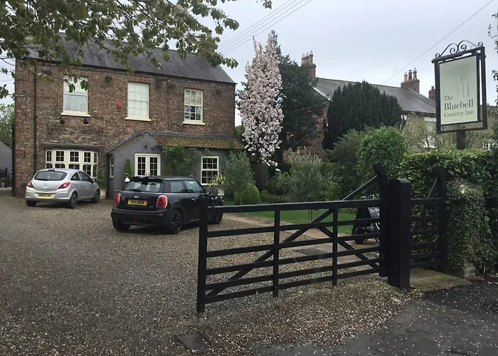 Апартаменты The Old Post Office Pretty Village 20min From *